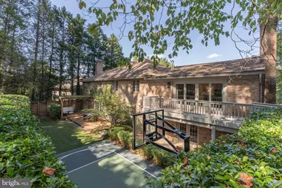 7204 Loch Lomond Drive, Bethesda, MD 20817 - Photo 36