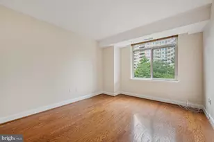 5630 Wisconsin Ave, Chevy Chase, MD 20815 - Photo 14