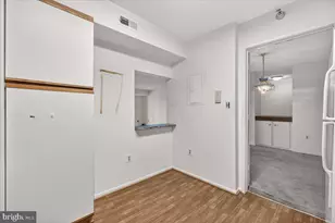3310 N Leisure World Blvd, Silver Spring, MD 20906 - Photo 14