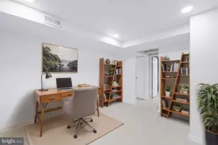 14236 Chadwick Ln, Rockville, MD 20853 - Photo 30