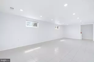 14236 Chadwick Ln, Rockville, MD 20853 - Photo 34