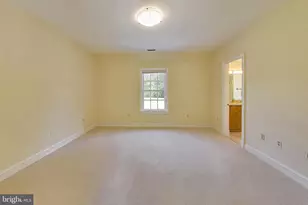 9001 Persimmon Tree Rd, Potomac, MD 20854 - Photo 42