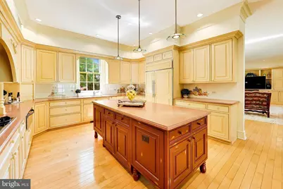 9001 Persimmon Tree Road, Potomac, MD 20854 - Photo 26