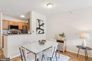 7111 Woodmont Ave, Bethesda, MD 20815 - Photo 8