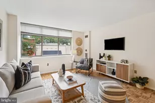 7111 Woodmont Ave, Bethesda, MD 20815 - Photo 4