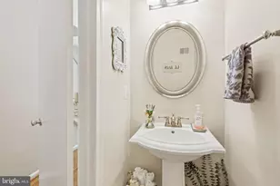 7344 Greentree Rd, Bethesda, MD 20817 - Photo 16