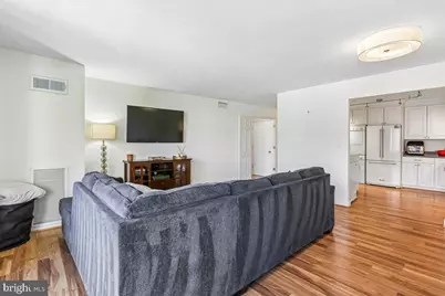 4620 N Park Avenue #903E, Chevy Chase, MD 20815 - Photo 8