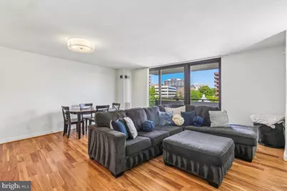 4620 N Park Avenue #903E, Chevy Chase, MD 20815 - Photo 10