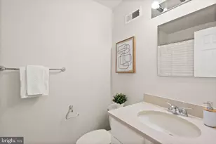 5013 Cloister Dr, Rockville, MD 20852 - Photo 40