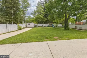 13905 Parkland Dr, Rockville, MD 20853 - Photo 6