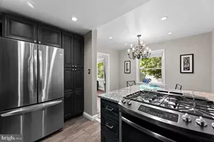 10604 S Dunmoor Dr, Silver Spring, MD 20901 - Photo 10