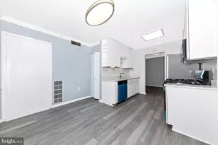 884 College Pkwy, Rockville, MD 20850 - Photo 18