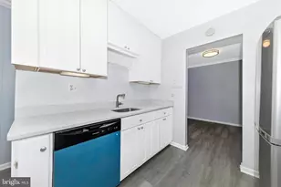 884 College Pkwy, Rockville, MD 20850 - Photo 14