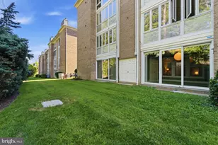 5705 Brewer House Cir, Rockville, MD 20852 - Photo 36
