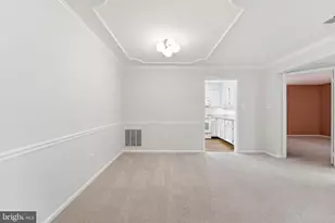 5705 Brewer House Cir, Rockville, MD 20852 - Photo 10