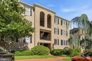 5705 Brewer House Cir, Rockville, MD 20852 - Photo 1