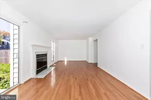 13303 Country Ridge Dr, Germantown, MD 20874 - Photo 12