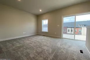 136 Bleeker Pl, Gaithersburg, MD 20878 - Photo 18
