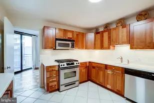 4620 N Park Ave, Chevy Chase, MD 20815 - Photo 38