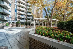 4620 N Park Ave, Chevy Chase, MD 20815 - Photo 10