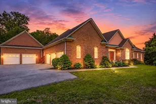 12601 Tribunal Ln, Potomac, MD 20854 - Photo 2