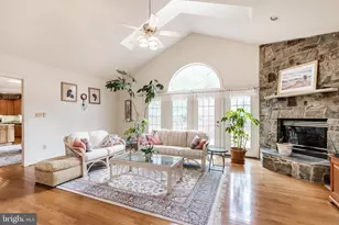 12601 Tribunal Ln, Potomac, MD 20854 - Photo 18