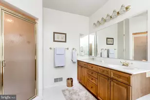 12601 Tribunal Ln, Potomac, MD 20854 - Photo 30