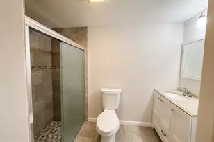 9305 Bathgate Ct, Gaithersburg, MD 20886 - Photo 18