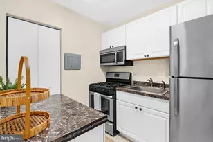5500 Friendship Blvd, Chevy Chase, MD 20815 - Photo 14