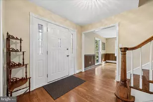 13113 Chestnut Oak Dr, Darnestown, MD 20878 - Photo 2