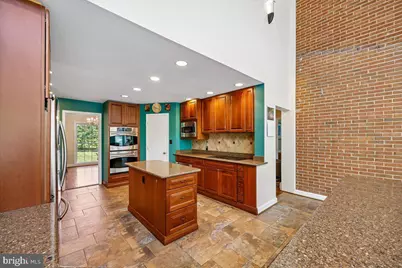 13113 Chestnut Oak Drive, Darnestown, MD 20878 - Photo 6