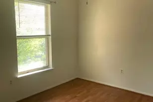 7802 Guildberry Ct, Gaithersburg, MD 20879 - Photo 4