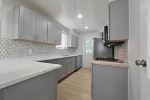 220 University Blvd E, Silver Spring, MD 20901 - Photo 4