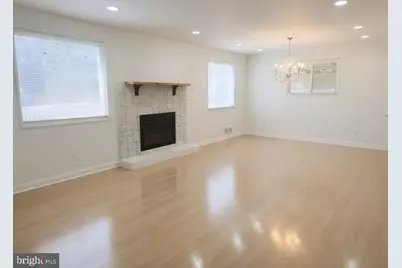 220 University Boulevard E, Silver Spring, MD 20901 - Photo 6