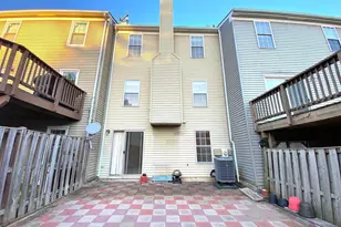 19121 Cherry Bend Dr, Germantown, MD 20874 - Photo 34
