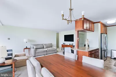 10401 Grosvenor Place #1009, Rockville, MD 20852 - Photo 8