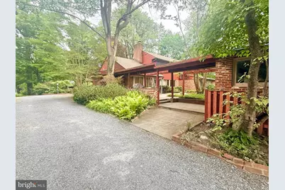 6819 Selkirk, Bethesda, MD 20817 - Photo 30
