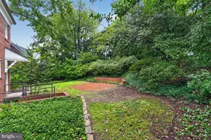 7215 Rollingwood Dr, Chevy Chase, MD 20815 - Photo 28
