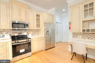 4300 Pinetree Rd, Rockville, MD 20853 - Photo 30
