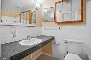 12303 Braxfield Ct, Rockville, MD 20852 - Photo 16