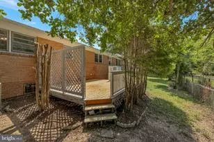 314 N Van Buren St, Rockville, MD 20850 - Photo 40