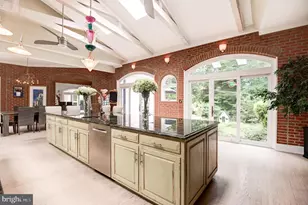 11501 Skipwith Ln, Potomac, MD 20854 - Photo 30