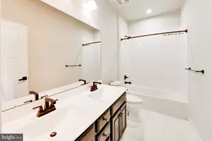 140 Limpkin Ave, Clarksburg, MD 20871 - Photo 36