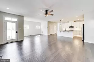 140 Limpkin Ave, Clarksburg, MD 20871 - Photo 18