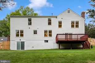 2433 Henslowe Dr, Rockville, MD 20854 - Photo 38
