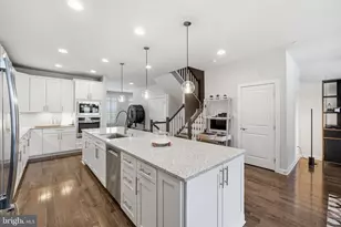 17812 Thomas Village Ln, Sandy Spring, MD 20860 - Photo 6