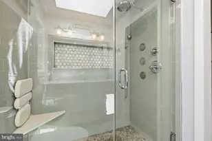 3707 East-West Hwy, Chevy Chase, MD 20815 - Photo 30