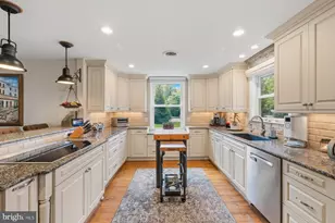 3707 East-West Hwy, Chevy Chase, MD 20815 - Photo 14