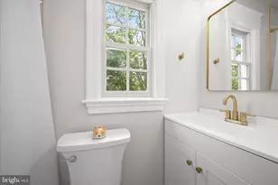 17701 Millcrest Dr, Derwood, MD 20855 - Photo 28