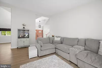 17701 Millcrest Drive, Derwood, MD 20855 - Photo 10